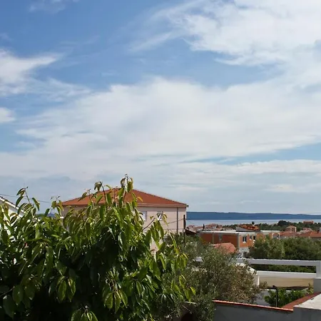 Apartman Karma Ciovo Τρογκίρ